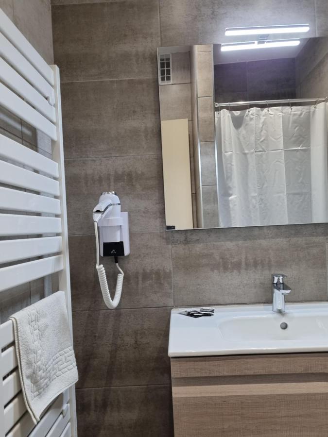 Hotel Ambeille Vue Mer Collioure Exterior foto